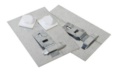 Plaques métalliques adhésives par 2 avec kit complet de fixation 10 x 8 cm