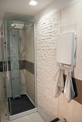 Sèche serviette soufflant de salle de bains Aurora touch 1800 W