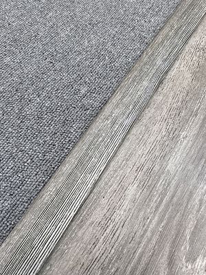 Barre de seuil universelle coloris chêne atalante 3,7 x 83 cm GERFLOR