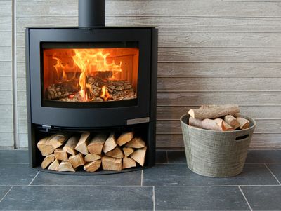 Poêle à bois 6,5 kW Aduro 15.2 7 étoiles flamme verte ADURO