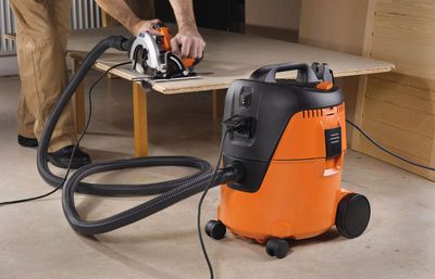 Aspirateur AP2-250ELCP eau et poussière 20L 1000W AEG