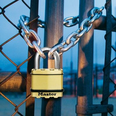 Cadenas à clés largeur 45 mm en laiton Excell® haute sécurité s'entrouvant par 2 MASTER LOCK