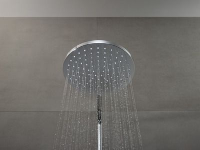 Colonne de douche ronde avec mitigeur thermostatique chromée Vernis Blend 200 HANSGROHE