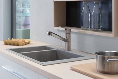 Robinet de cuisine avec douchette Inox Focus M43 150 - HANSGROHE