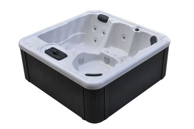 Spa acrylique 5 places 18 jets d'eau +14 jets à air  870 Litres BESTWAY