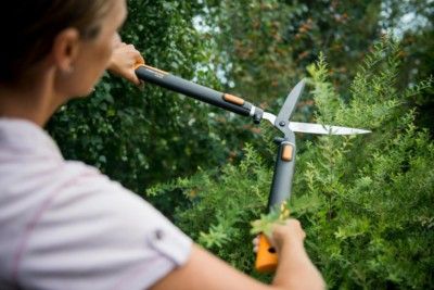 Cisaille à haie HS86 SmartFit télescopique FISKARS