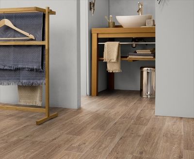 Sol vinyle décor chêne naturel Texline Grain Noma Miel rouleau largeur 4m vendu au m² GERFLOR