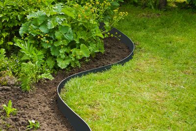 BORDURE DE JARDIN FLEXIBLE PE RECYCL NOIR H.7,5 CM X 10 M OUTSIDE LIVING