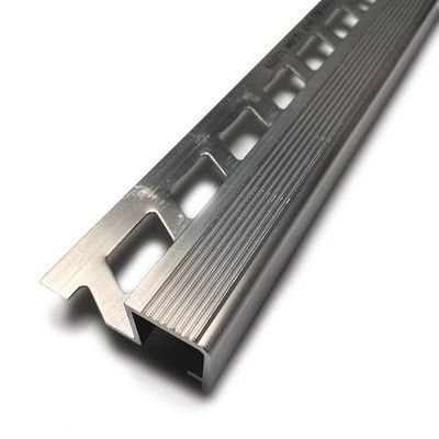 Nez de marche Florentin 10 mm aluminium brut 2,50 m DINAC